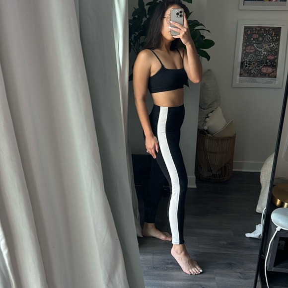 Express High Rise Legging with White Side Stripe - Picture 3 of 7